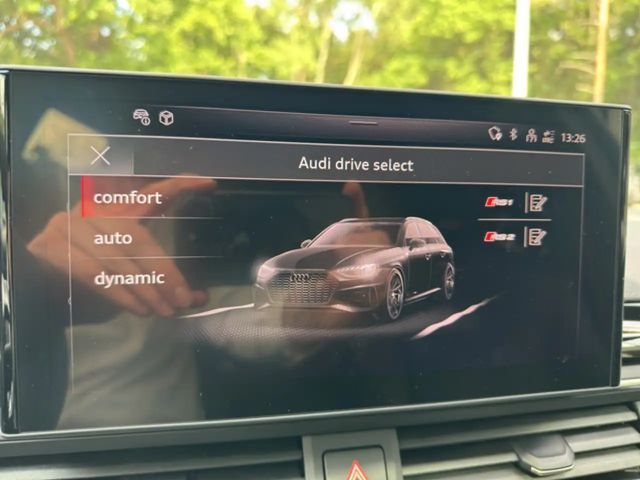 Audi RS4 Avant Quattro