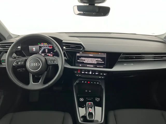 Audi A3 30 TFSI Sedan