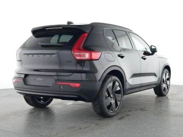 Volvo XC40 Plus