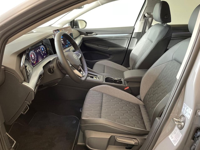 Volkswagen Golf 1.5 eTSI DSG Golf VIII