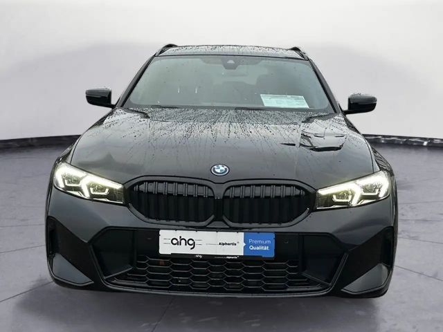 BMW 320 320e M-Sport Touring