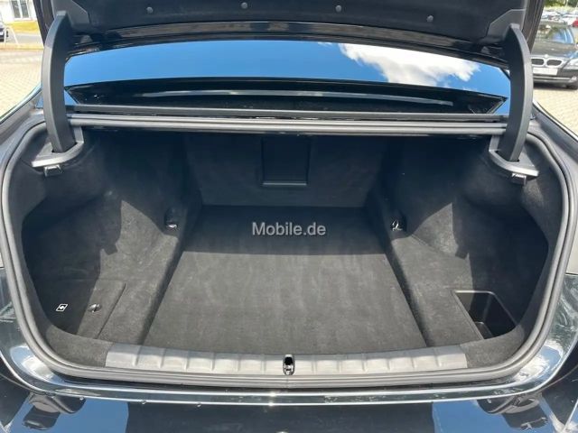 BMW 740 740d M-Sport Sedan xDrive