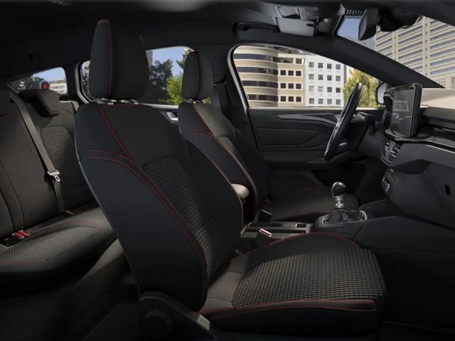 Ford Focus ST Line Wagon