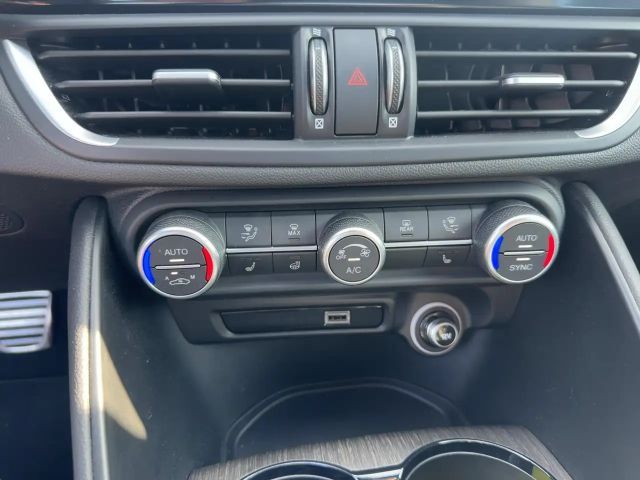 Alfa Romeo Giulia Q4 TI Turbo