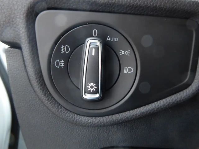 Volkswagen Touran 2,0 TDI *STANDHEIZUNG*ALCANTARA*