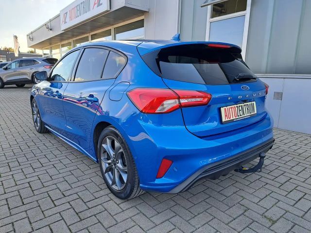 Ford Focus ST Line