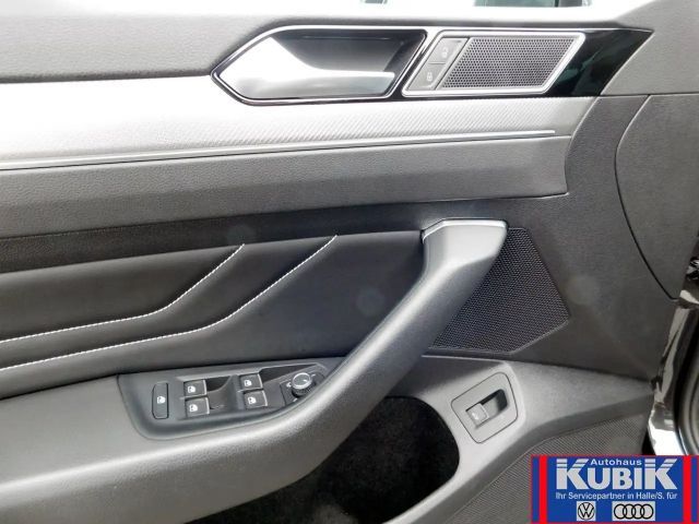 Volkswagen Passat 2.0 TDI DSG R-Line Variant