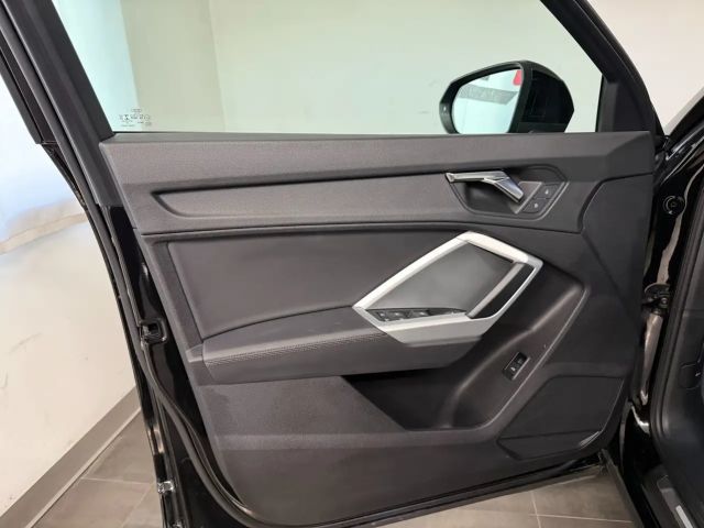 Audi Q3 35 TDI S-Tronic