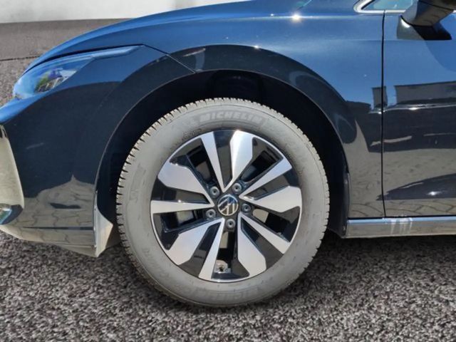 Volkswagen Golf 1.5 eTSI Golf VIII