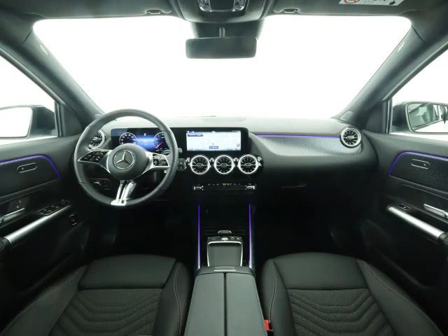 Mercedes-Benz GLA 180 Progressive