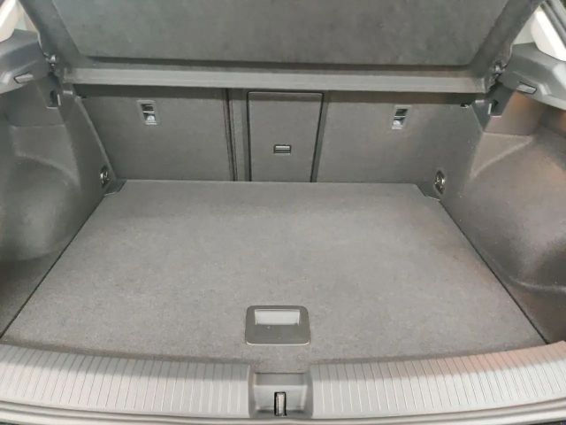 Volkswagen T-Roc 1.5 TSI DSG Life