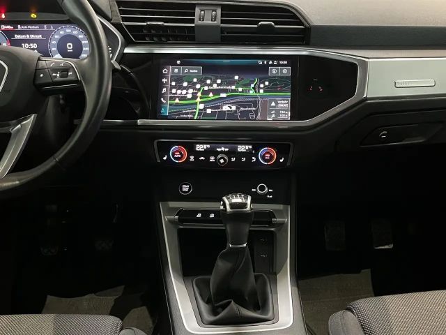 Audi Q3 35 TDI
