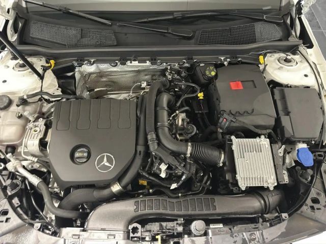 Mercedes-Benz CLA 200 AMG Line Shooting Brake