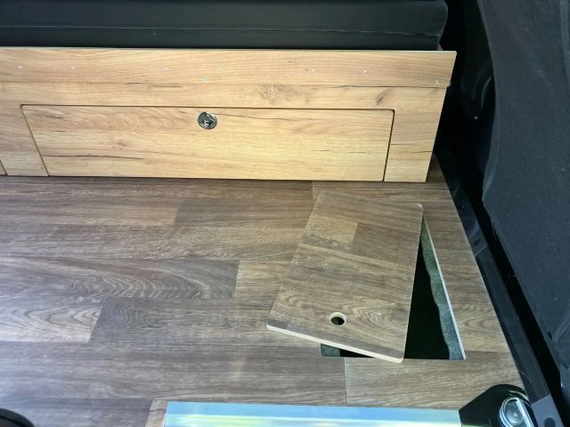 Opel Combo SimplyCamper Diesel 2025er Modell Graumetallic