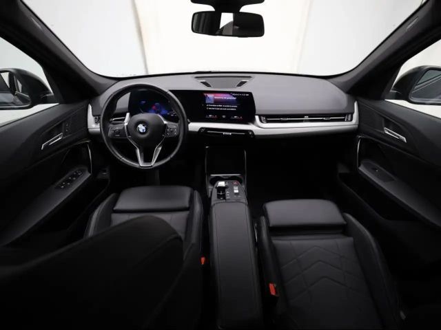 BMW X1 AUTOMAAT - LED - NAVI