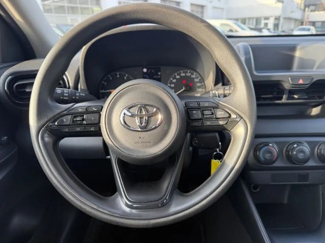 Toyota Yaris 1.0 VVT-i Hatchback