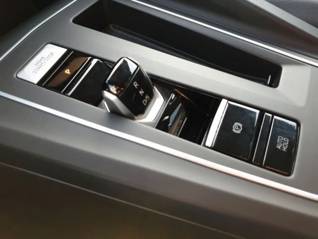 Volkswagen Golf 2.0 TDI DSG IQ.Drive Variant