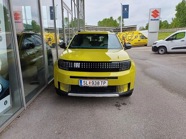 Fiat Grande Panda E La Prima