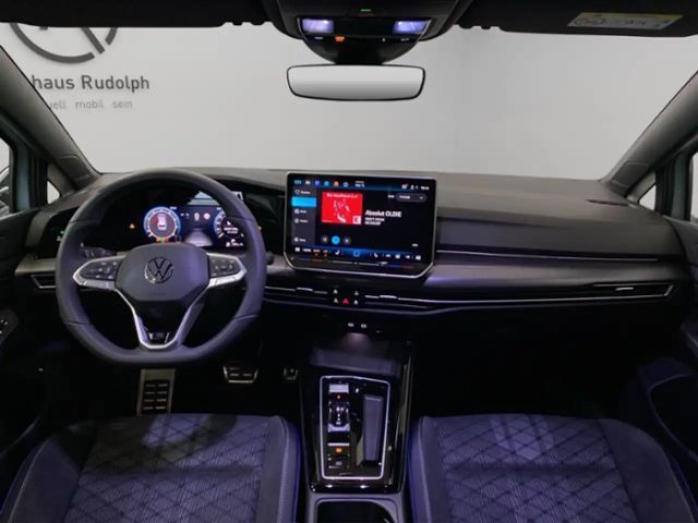 Volkswagen Golf 1.5 eTSI DSG R-Line Variant