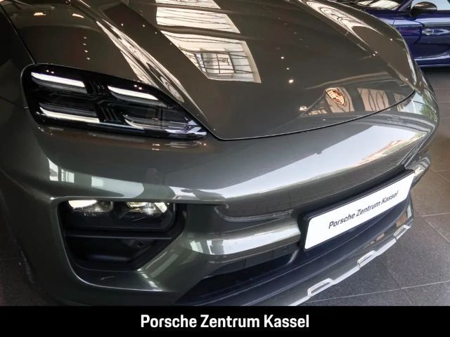 Porsche Macan 4