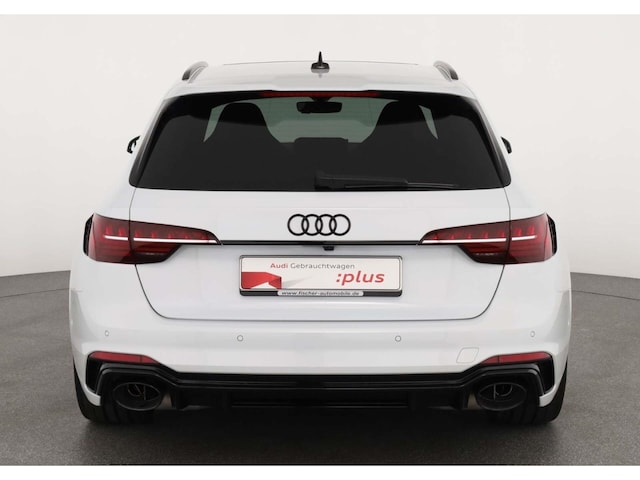 Audi RS4 Avant Quattro