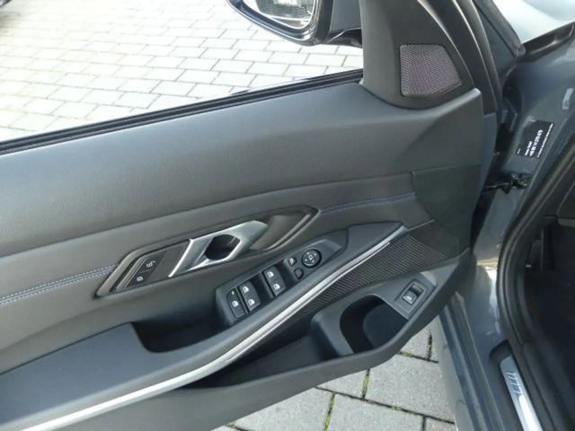 BMW 330 330d Touring xDrive