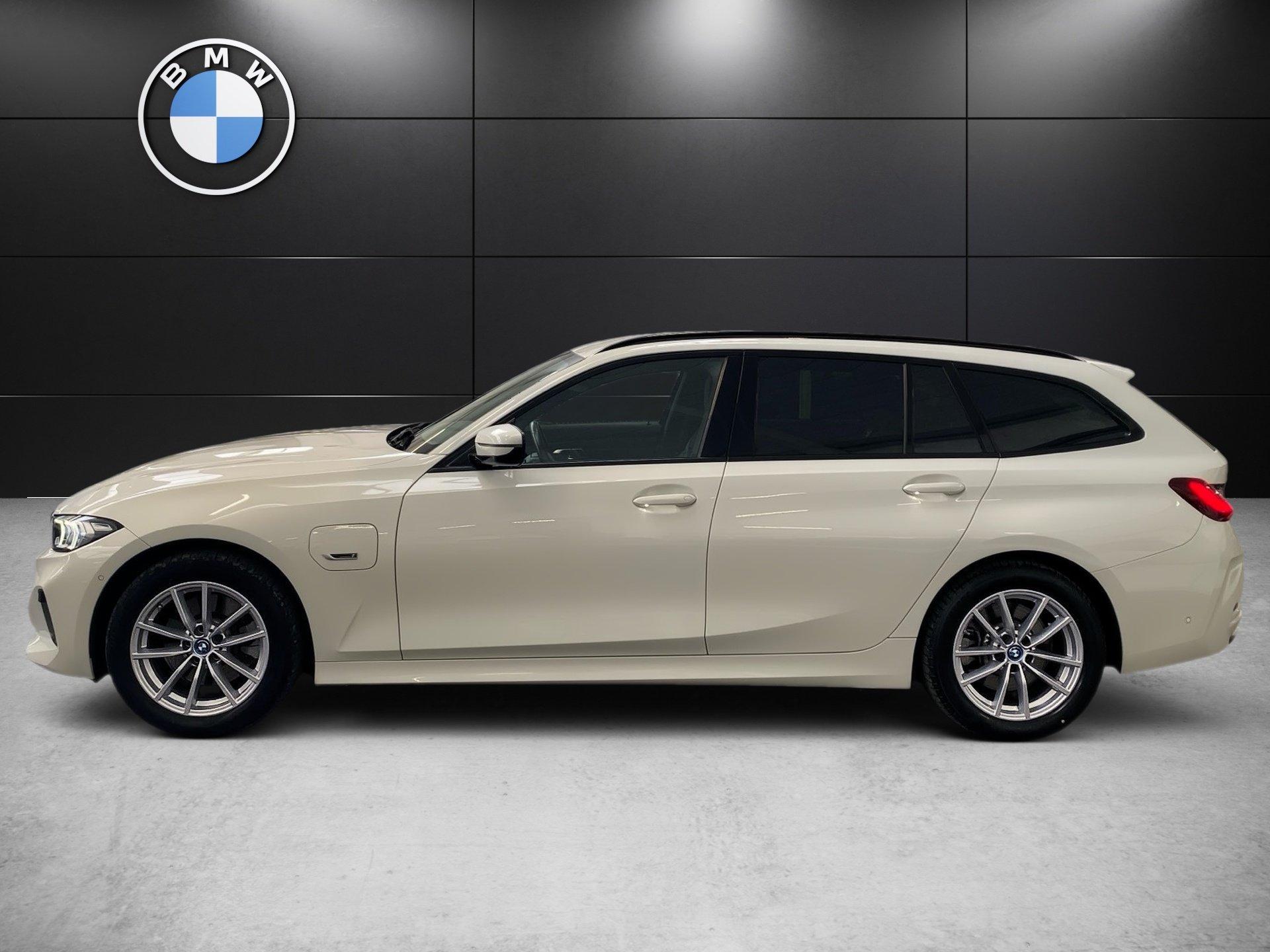 BMW 330 330e Touring