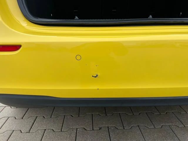 Mercedes-Benz A 200 A 200 d