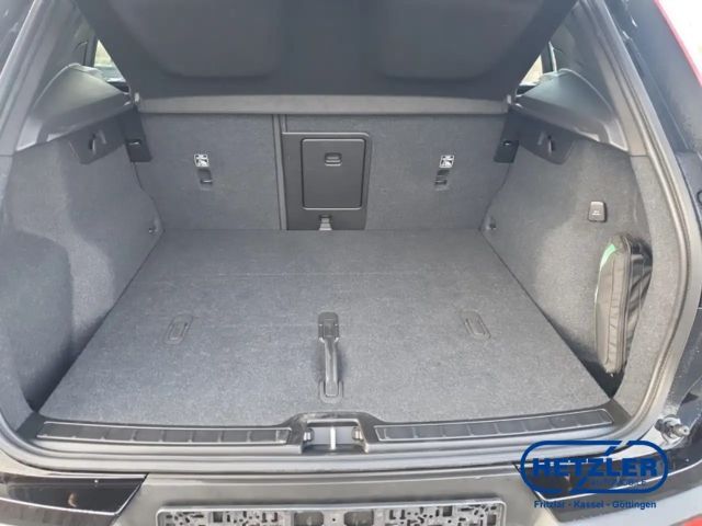 Volvo XC40 Dark Plus