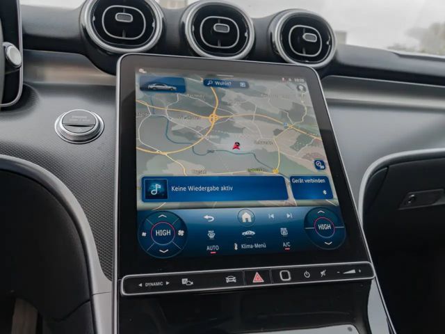 Mercedes-Benz C 180 AVANTGARDE Sedan