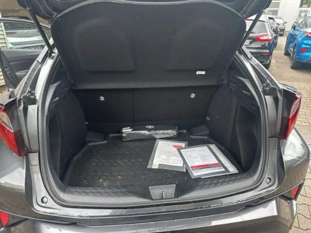 Toyota C-HR Hybride Team D