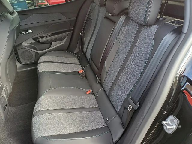 Peugeot 408 130 Allure Pack EAT8 PureTech