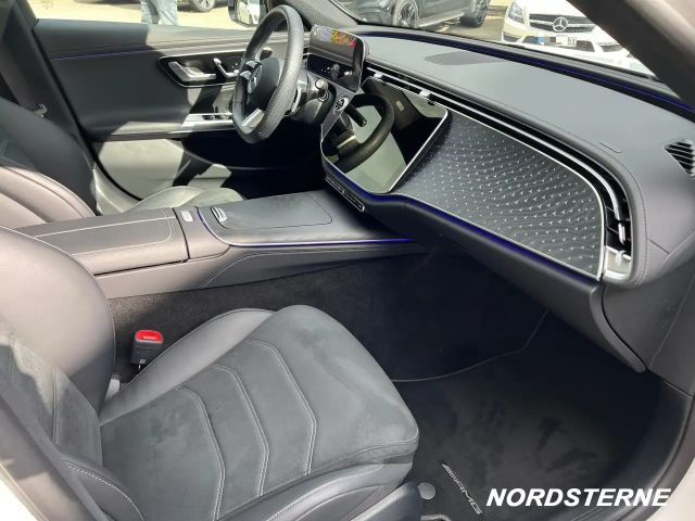 Mercedes-Benz E 200 AMG Line Sedan