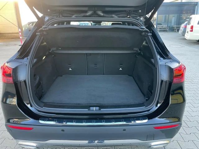 Mercedes-Benz GLA 180 GLA 180 d Progressive