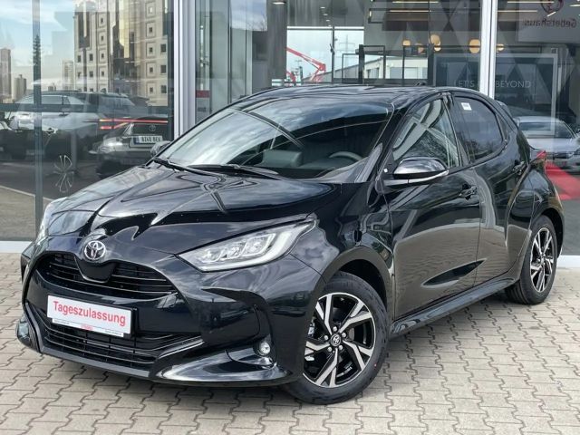 Toyota Yaris Hatchback Hybride VVT-i