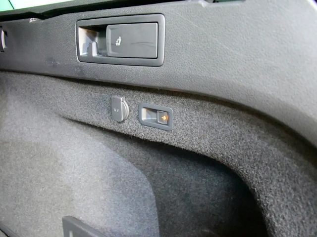 Volkswagen Passat Business DSG Variant