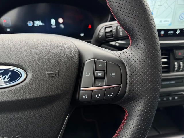 Ford Focus ST Line Wagon