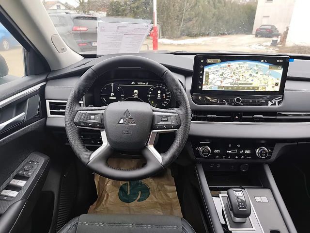 Mitsubishi Outlander Intense PHEV