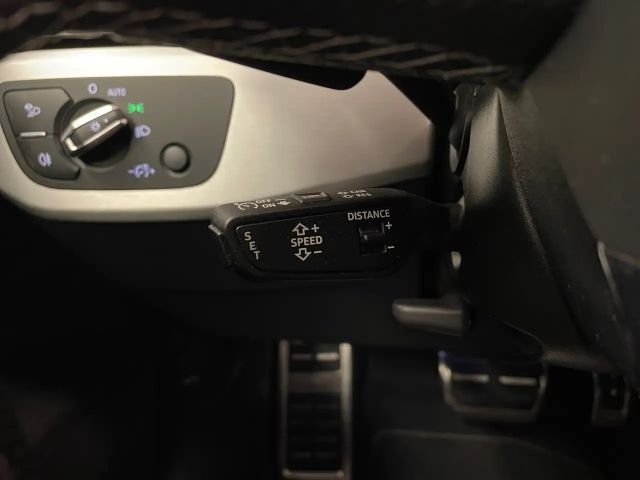 Audi A4 35 TFSI S-Line Sedan