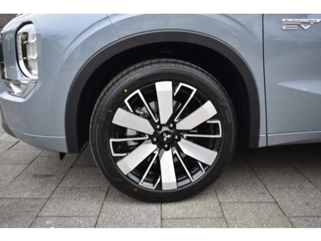Mitsubishi Outlander 4WD PHEV