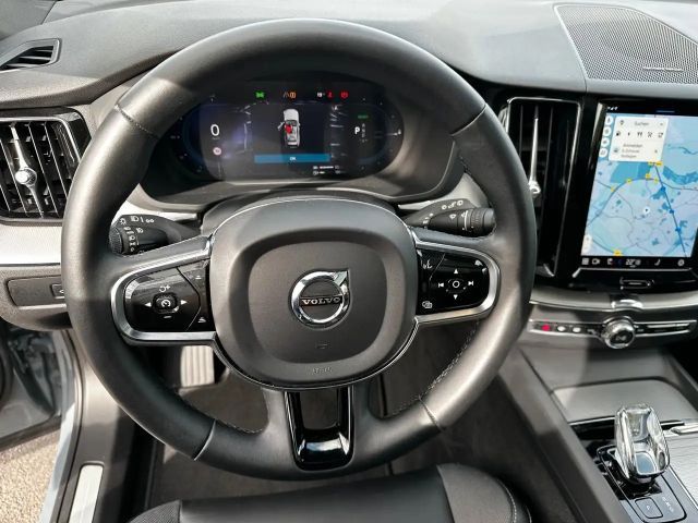 Volvo XC60 AWD Plus T6