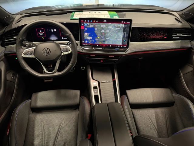 Volkswagen Passat 4Motion R-Line Variant