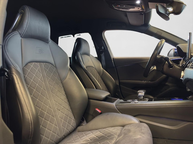 Audi A4 40 TDI Avant S-Tronic