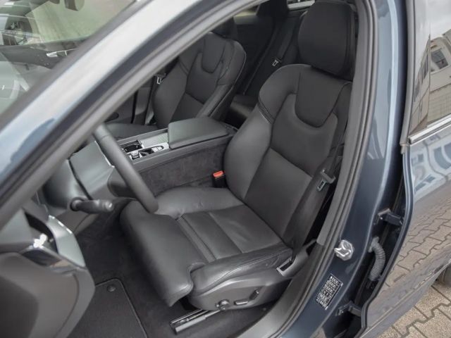 Volvo XC60 AWD Dark Plus T8