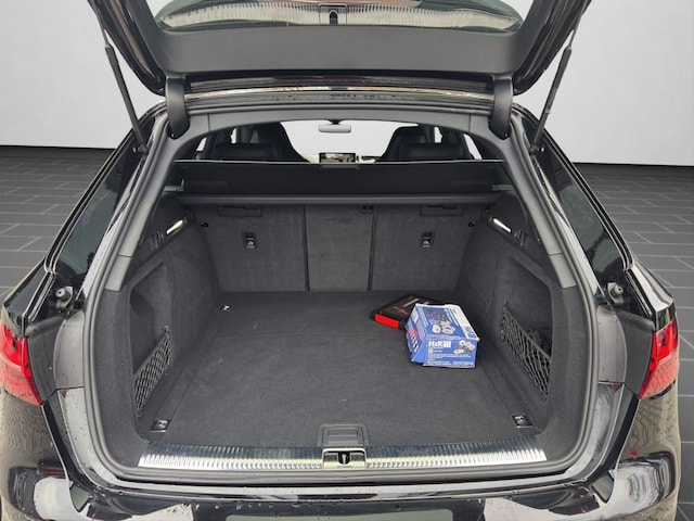 Audi RS4 Avant Quattro