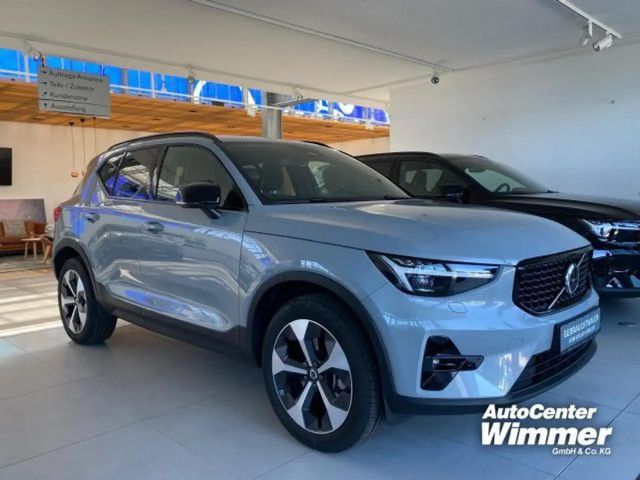 Volvo XC40 Dark Plus