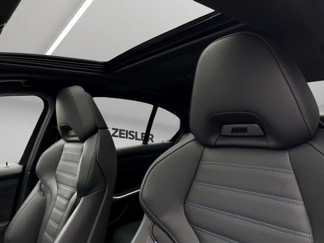 BMW 330 330i M-Sport Sedan