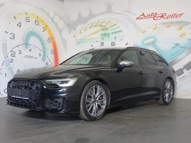 Audi S6 Avant Quattro