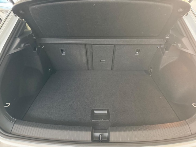 Volkswagen T-Roc T-Roc R-Line 2.0 TDI DSG Nav*AHK*LED*CarPlay*ACC
