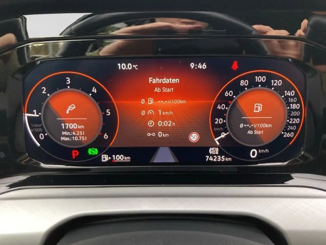 Volkswagen Golf 2.0 TDI DSG Life Variant